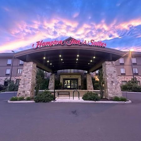Hampton Inn & Suites Bend Exterior photo